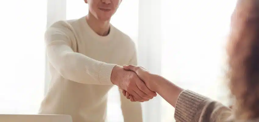 land that perfect job